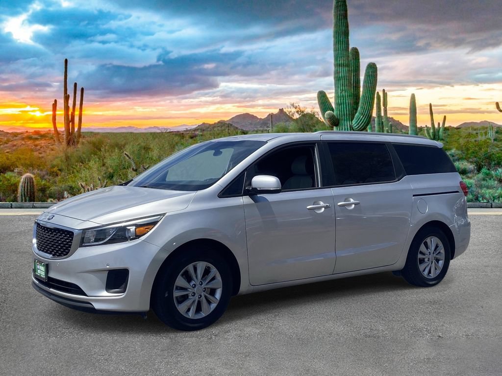 Used 2017 Kia Sedona LX w/ LX Essentials Premium Package FWD image 7
