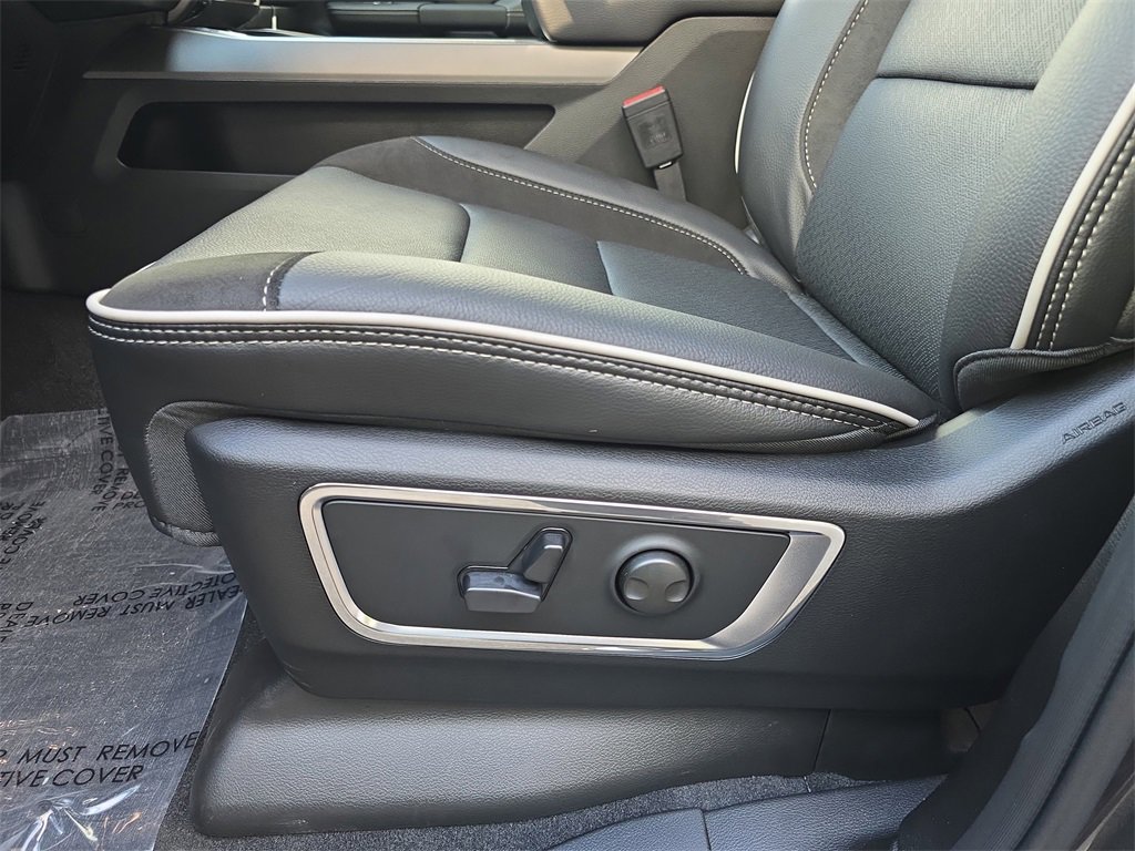 New 2026 RAM 1500 Laramie w/ Off Road Group image 29