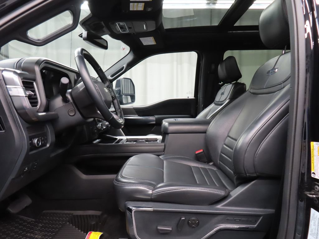 Used 2025 Ford F450 Platinum AWD/4WD image 9