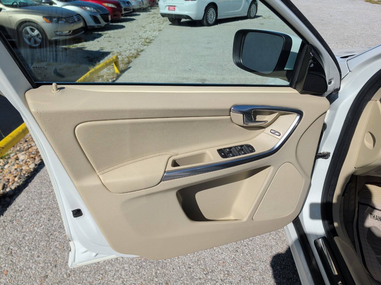 Used 2015 Volvo XC60 T5 AWD/4WD image 21