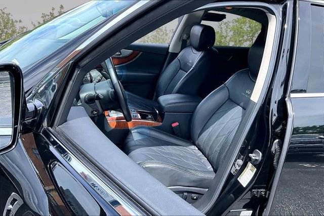 Used 2013 INFINITI FX37 AWD w/ Premium Pkg image 23