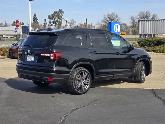 Used 2022 Honda Pilot Sport image 4