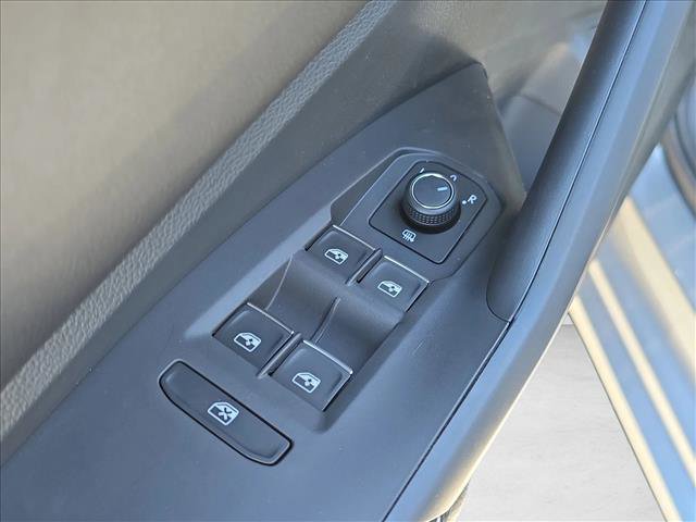 New 2026 Volkswagen Jetta Sport FWD image 5