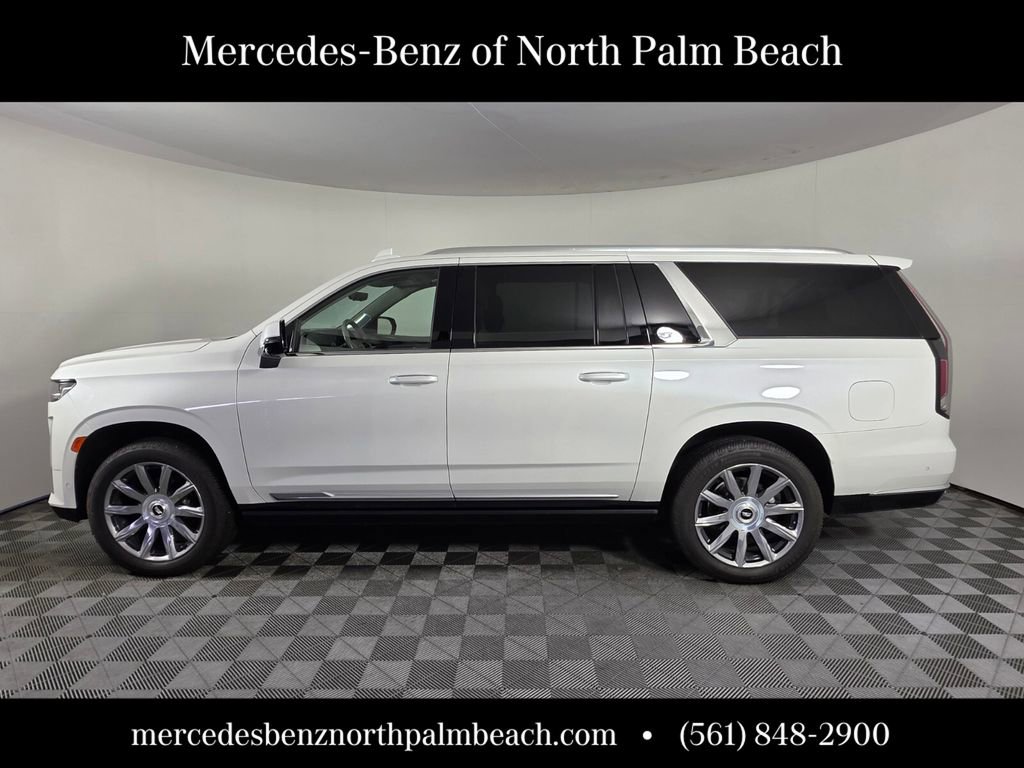 Used 2021 Cadillac Escalade ESV Premium Luxury Platinum AWD/4WD image 3