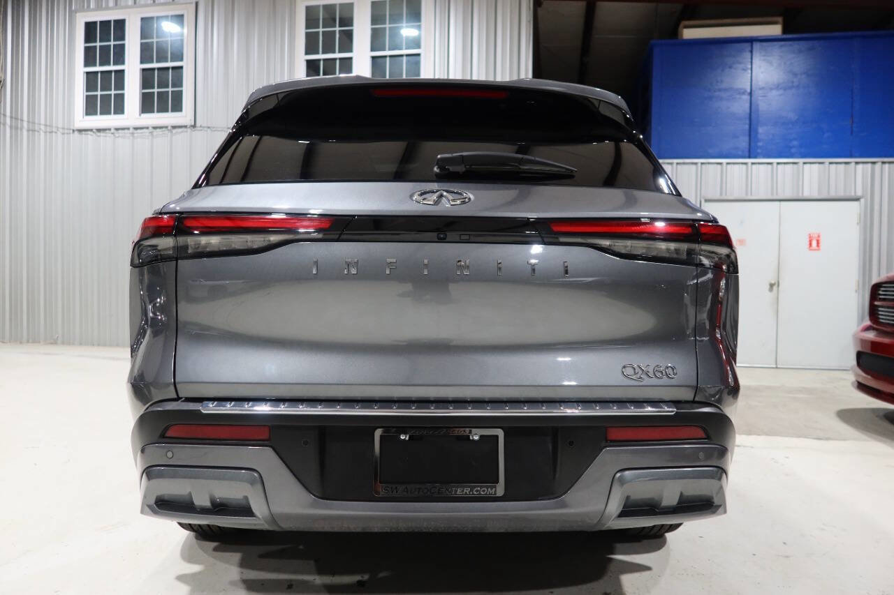 Used 2022 INFINITI QX60 Luxe w/ Cargo Package FWD image 4