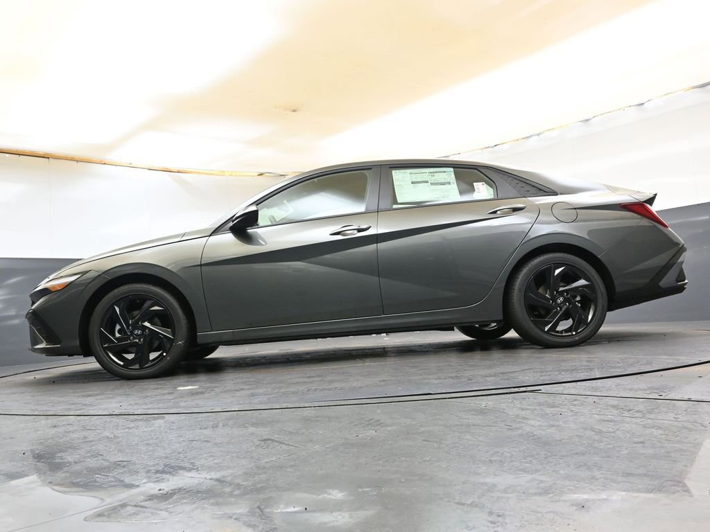 New 2026 Hyundai Elantra Sport w/ Cargo Package FWD image 41