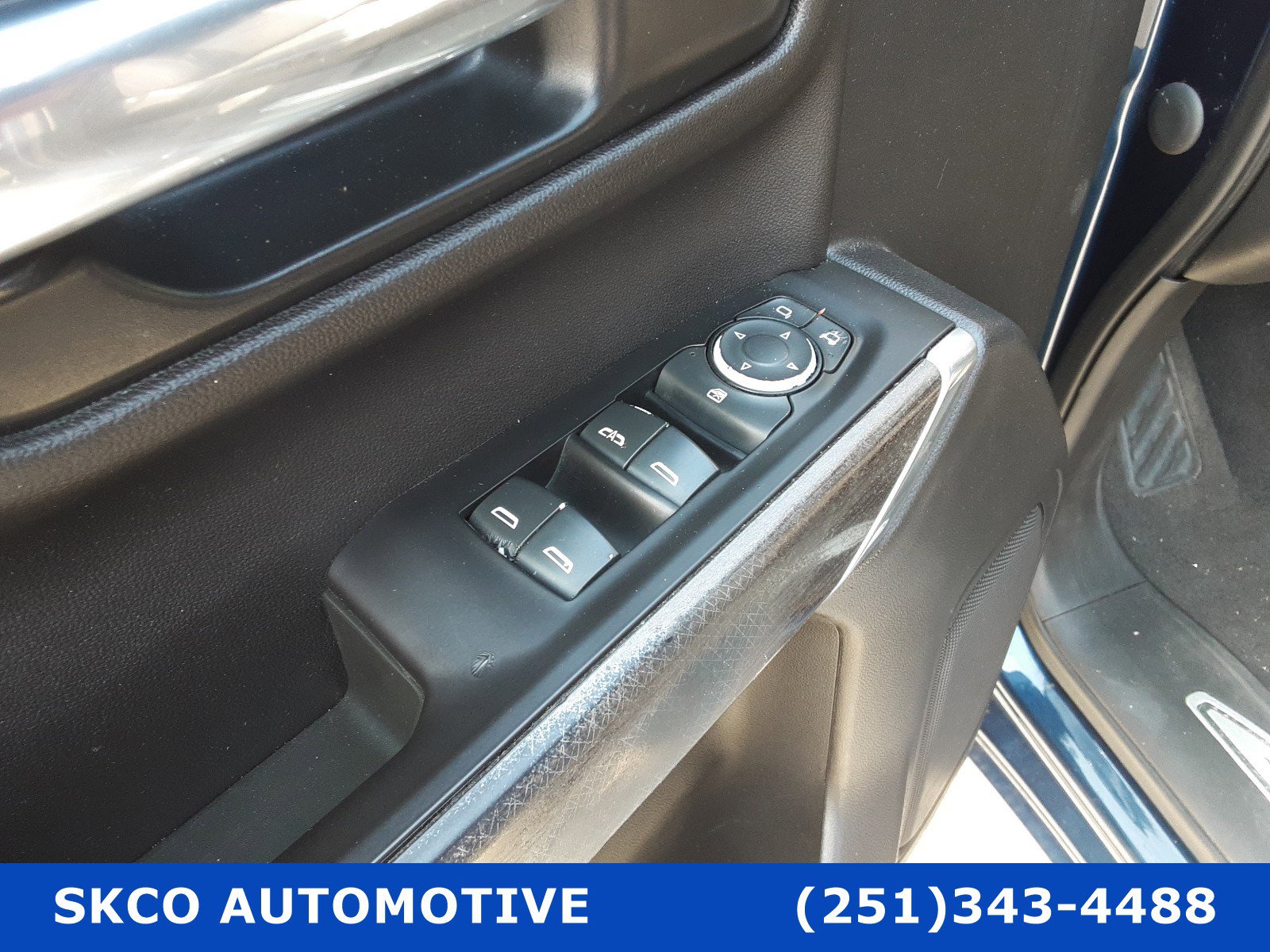 Used 2020 Chevrolet Silverado 1500 LT w/ All-Star Edition image 22