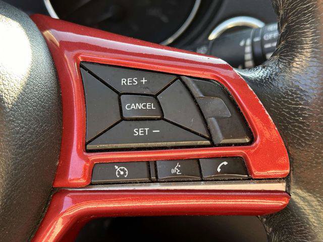 Used 2018 Nissan Rogue SV AWD/4WD image 21