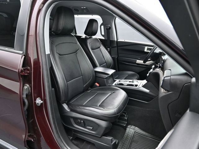Certified 2023 Ford Explorer Limited w/ Equipment Group 301A image 28