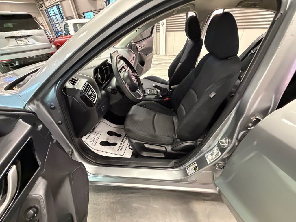 Used 2016 MAZDA MAZDA3 i Sport w/ Preferred Equipment Package image 50