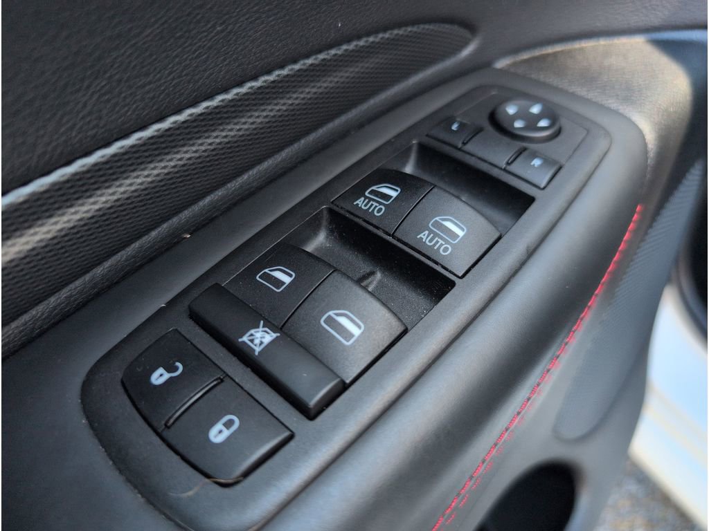 Used 2024 Dodge Durango GT image 11