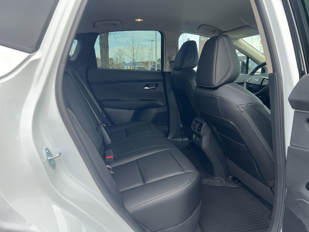 New 2025 Nissan Murano SV image 22