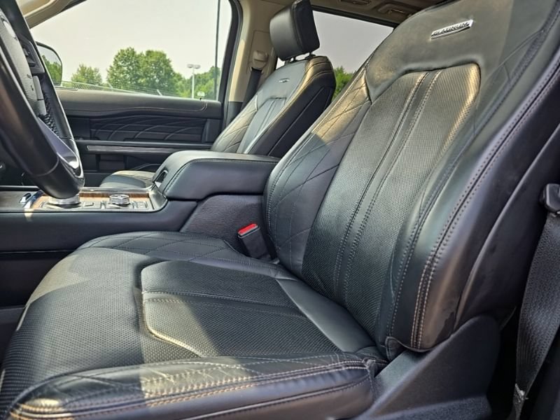 Used 2020 Ford Expedition Platinum AWD/4WD image 24