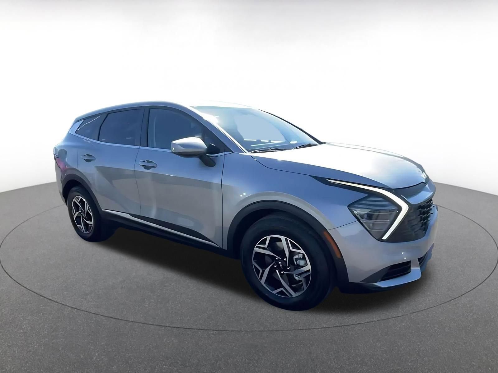 Used 2025 Kia Sportage LX video 2