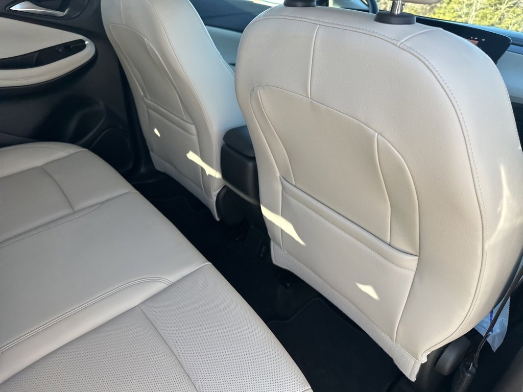 Certified 2024 Buick Encore GX Sport Touring image 34