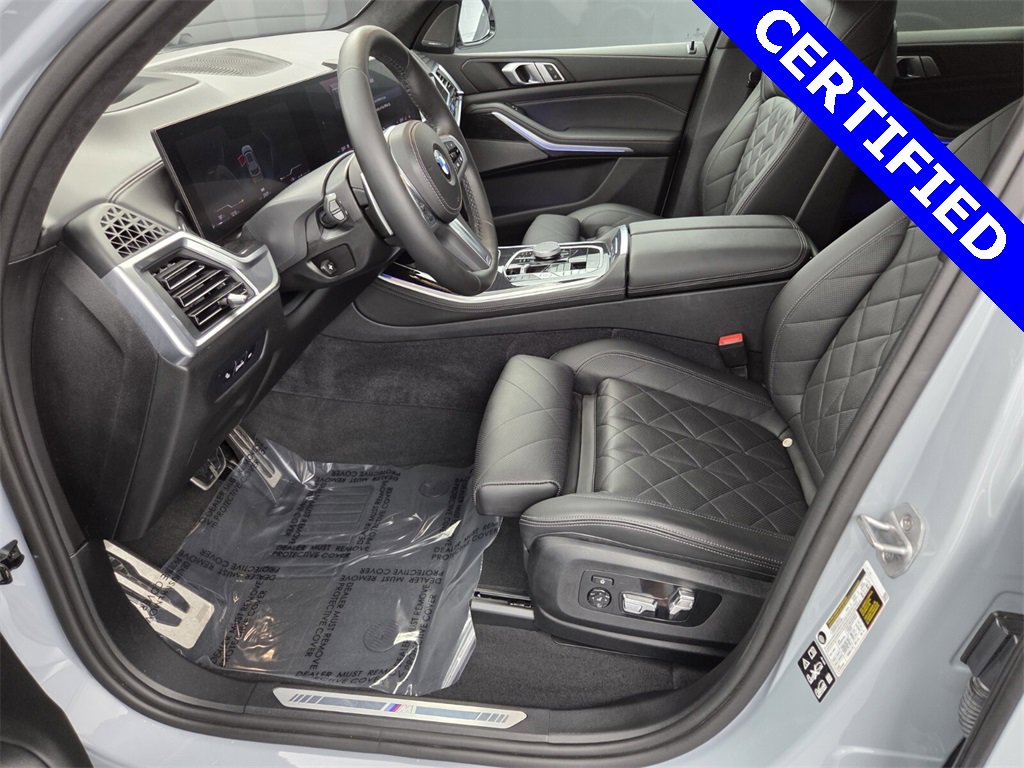 Used 2024 BMW X5 xDrive40i w/ M Sport Package image 25