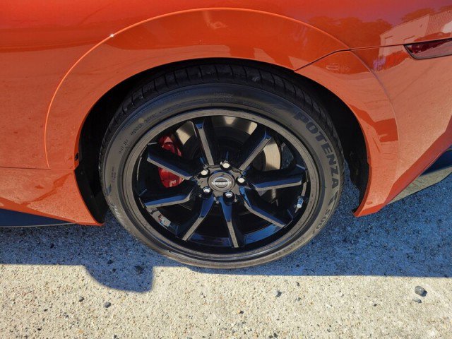 Used 2024 Nissan Z Performance w/ Heritage Edition image 8