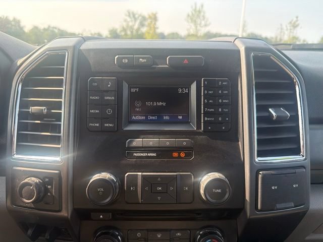 Used 2018 Ford F350 XLT AWD/4WD image 27