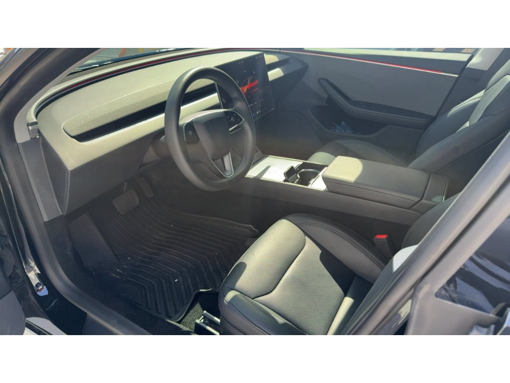 Used 2025 Tesla Model 3 Long Range RWD image 7