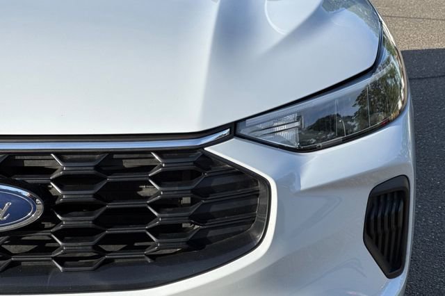 Used 2025 Ford Escape ST-Line FWD image 52