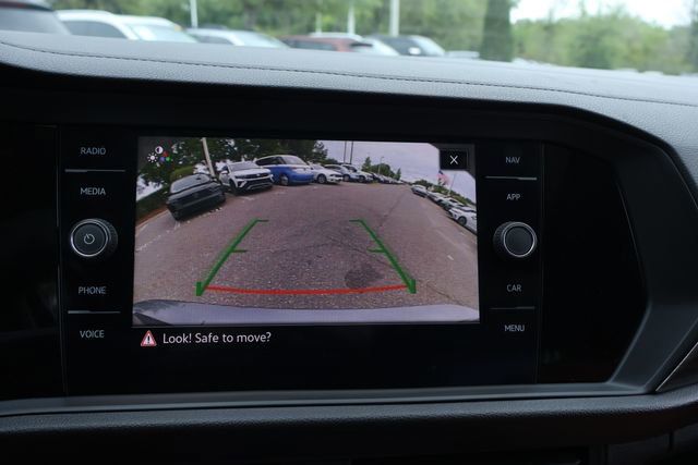 Certified 2022 Volkswagen Jetta SEL image 25