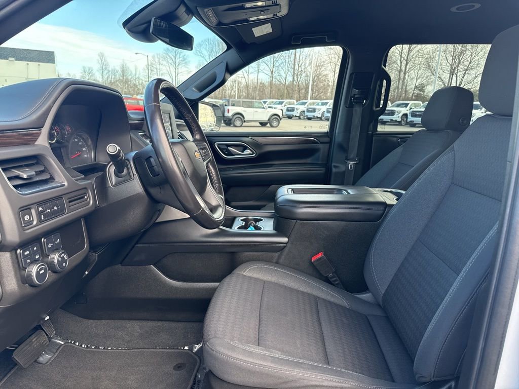 Used 2023 Chevrolet Suburban LS image 9