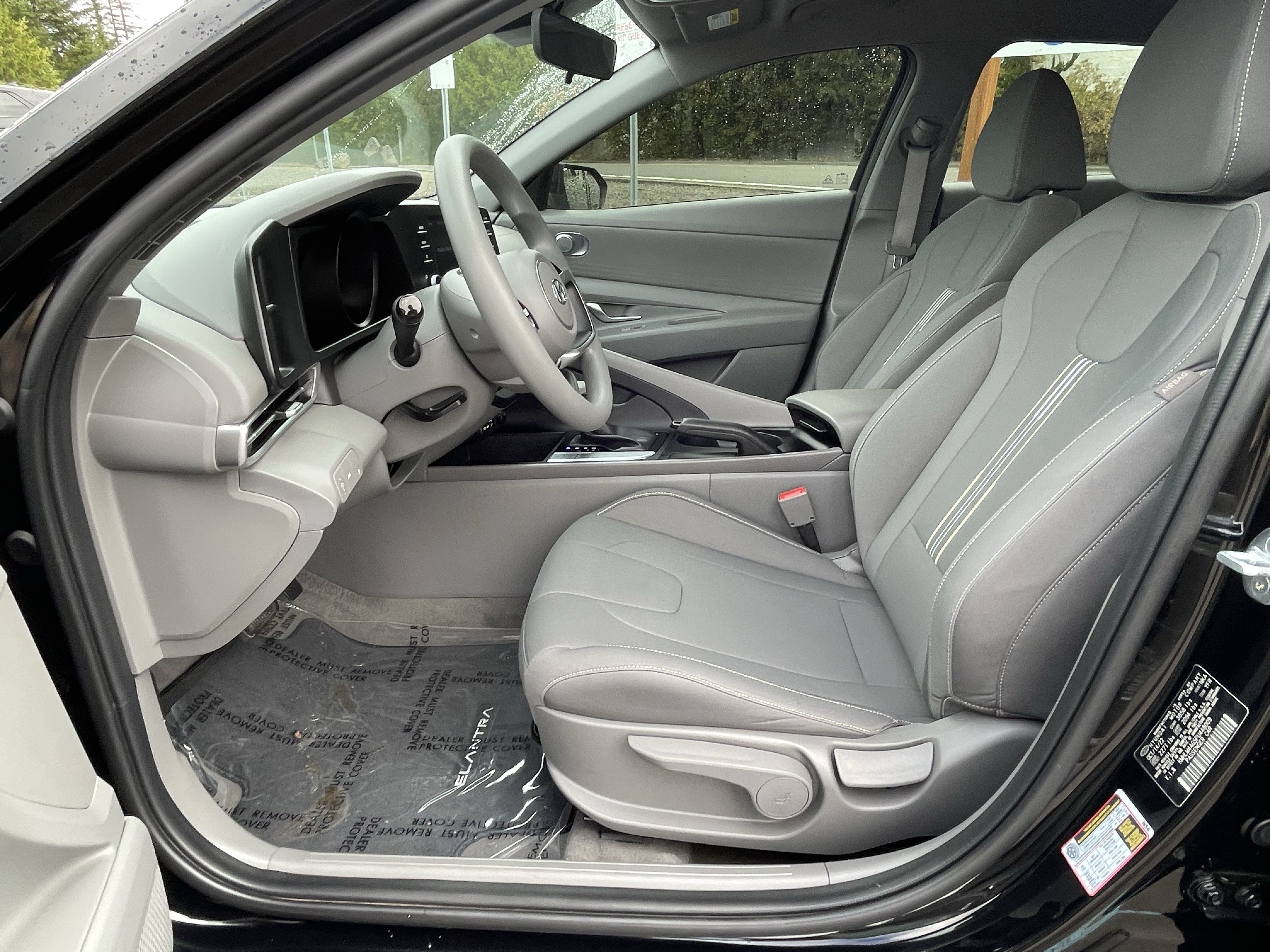 Certified 2023 Hyundai Elantra SEL w/ Cargo Package FWD image 11