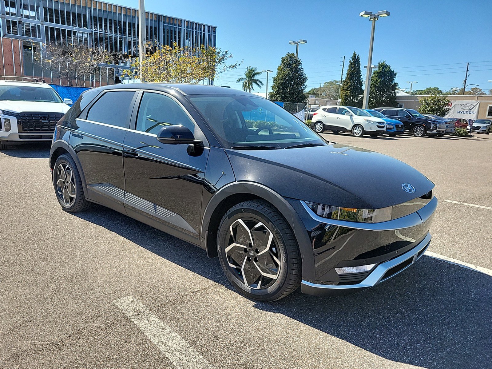 New 2023 Hyundai Ioniq 5 SEL