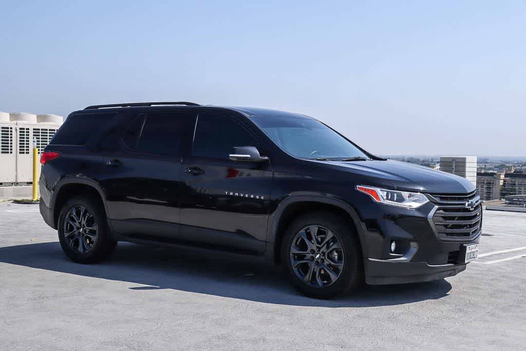Used 2020 Chevrolet Traverse RS w/ LPO, Floor Liner Package FWD image 3