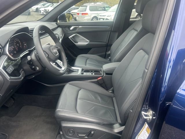 Used 2024 Audi Q3 2.0T Premium Plus image 17