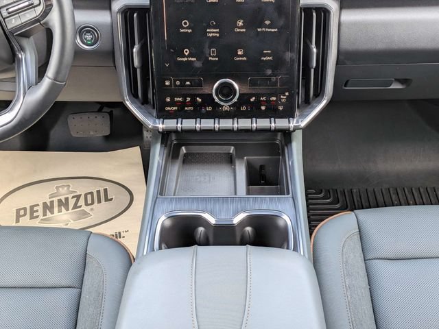 Used 2025 GMC Acadia AT4 AWD/4WD image 24
