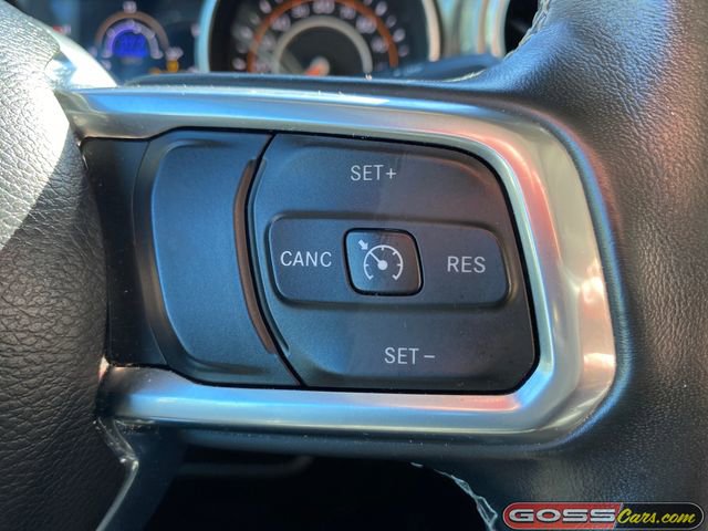 Certified 2020 Jeep Gladiator Overland w/ Cold Weather Group image 19