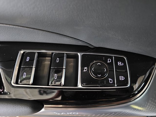 New 2026 Cadillac Lyriq Premium Sport image 28