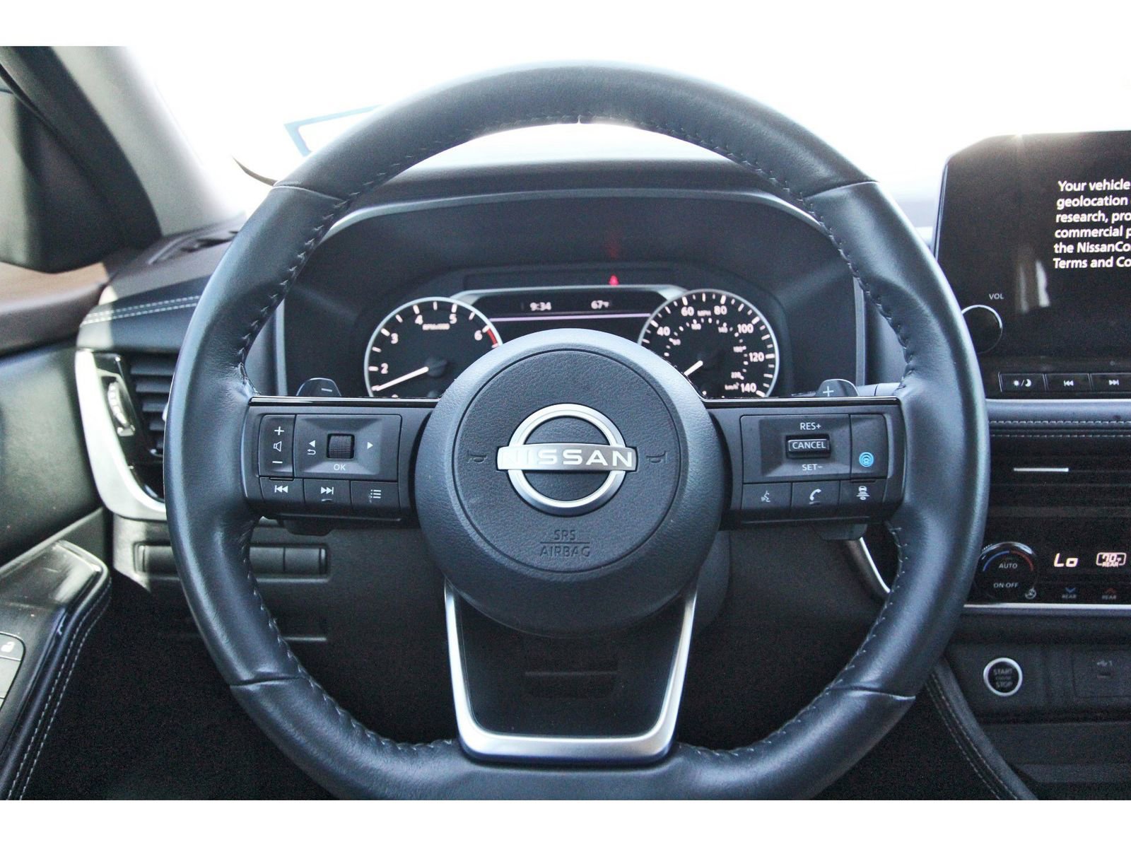 Used 2023 Nissan Rogue SL w/ SL Premium Package image 14