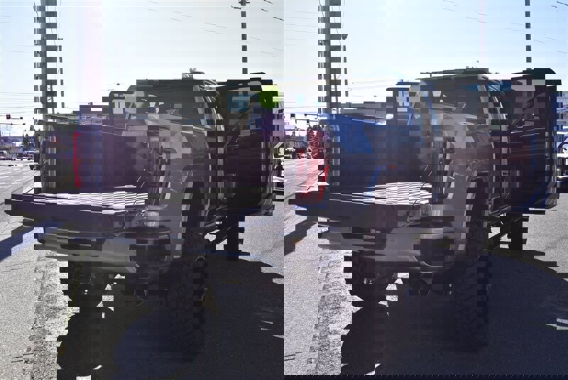 Used 2024 GMC Sierra 3500 Denali Ultimate image 32