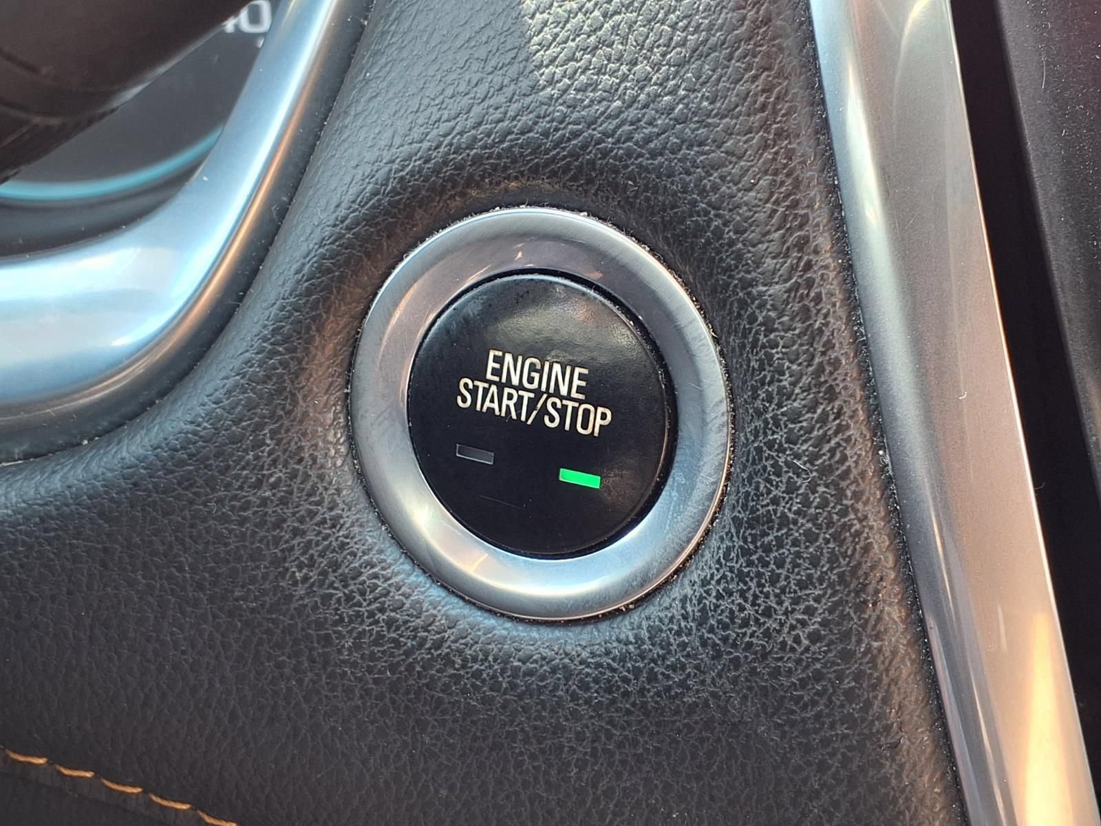 Used 2019 Chevrolet Traverse LT FWD image 28