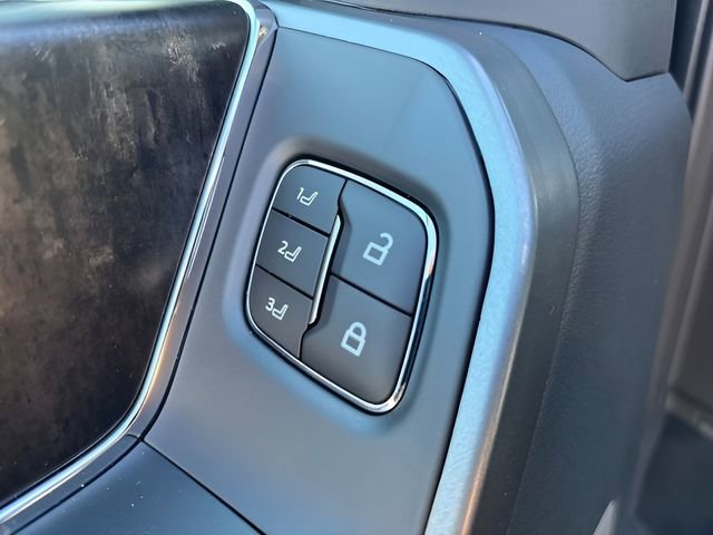 New 2026 Ford F350 Lariat w/ Black Appearance Package image 40