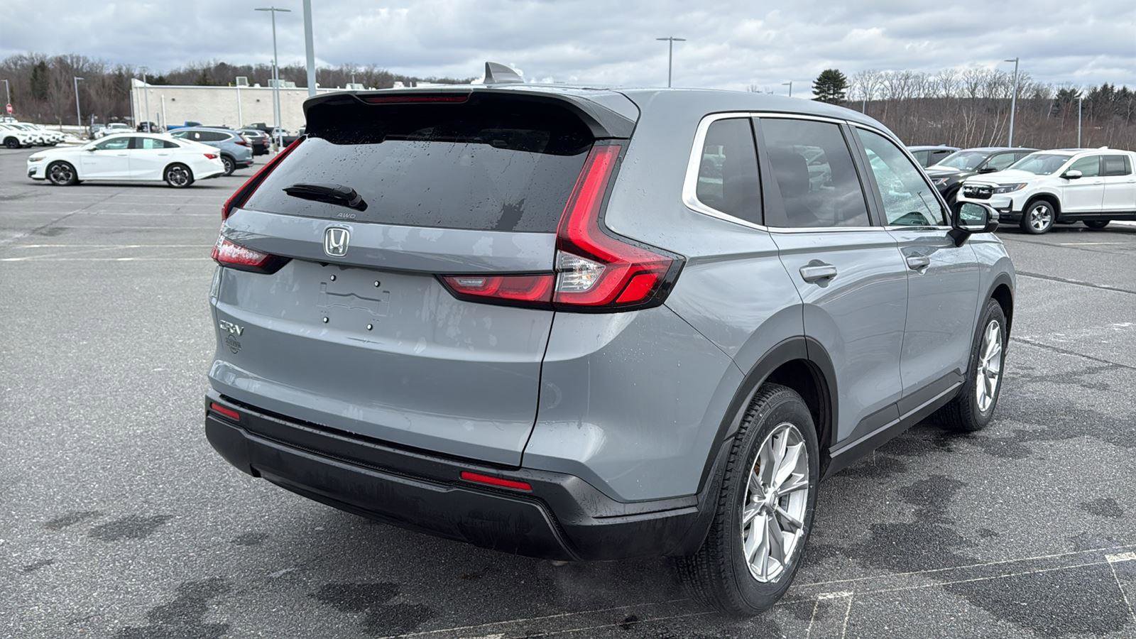 Used 2025 Honda CR-V EX image 6