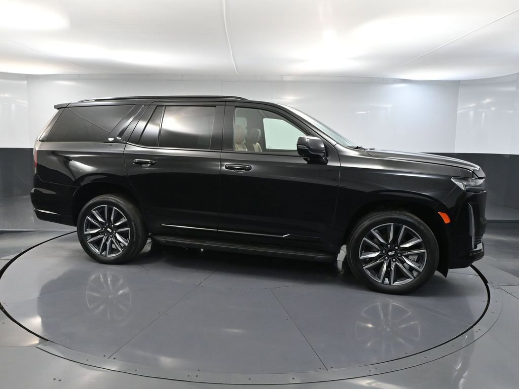 Used 2021 Cadillac Escalade Sport AWD/4WD image 3