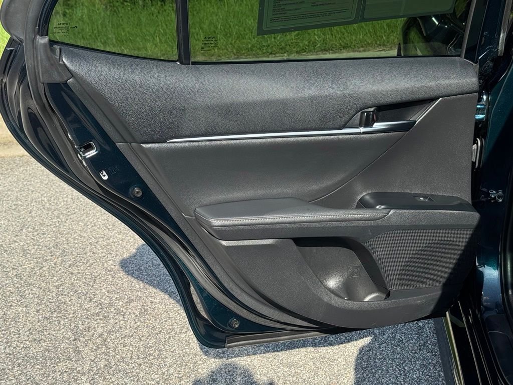 Used 2020 Toyota Camry XSE FWD image 22
