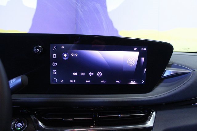 Used 2025 Buick Envista Sport Touring image 17