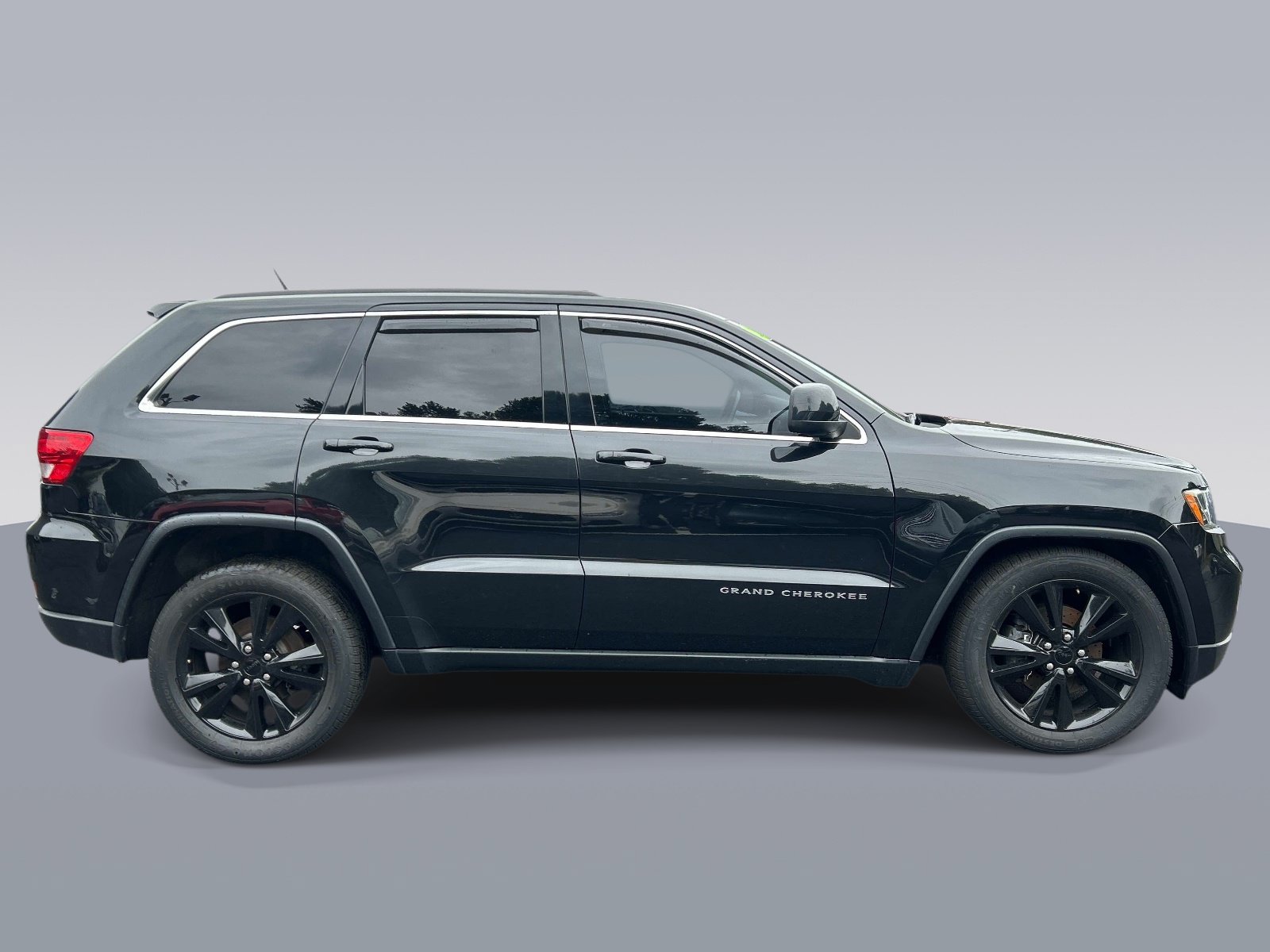 Used 2013 Jeep Grand Cherokee Altitude AWD/4WD image 2