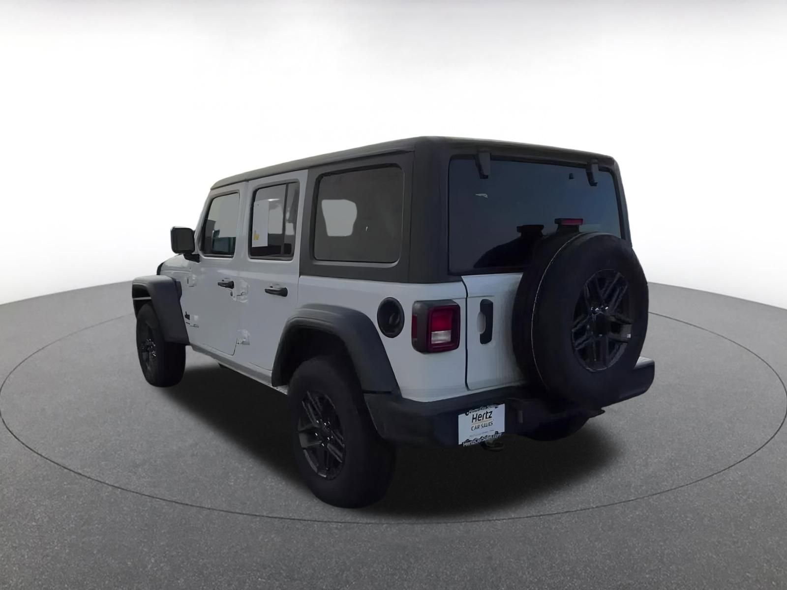 Used 2025 Jeep Wrangler Sport S image 11