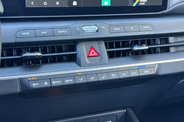 New 2026 Kia K4 FWD image 23