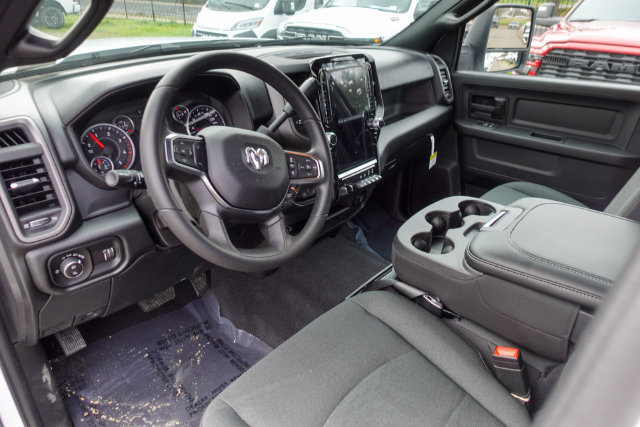 New 2026 RAM 3500 Tradesman AWD/4WD image 13