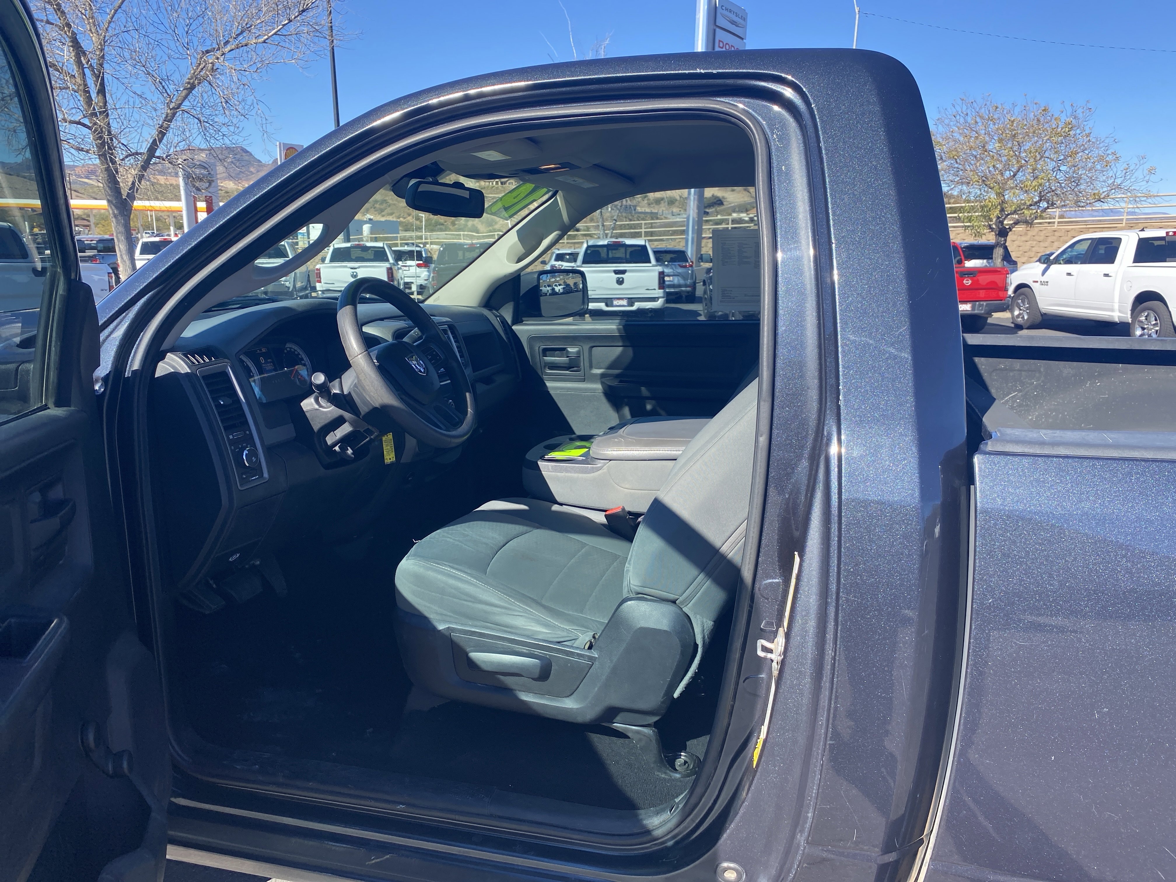 Used 2014 RAM 1500 Express image 18