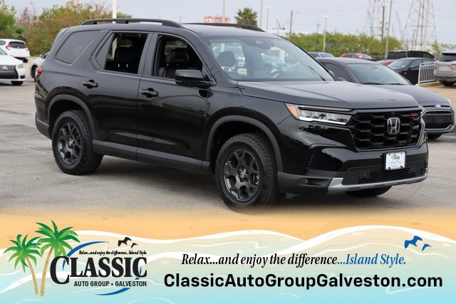 Certified 2025 Honda Pilot TrailSport