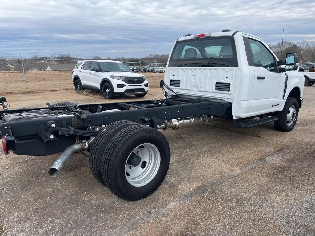 New 2024 Ford F350 XL w/ XL Chrome Package AWD/4WD image 4