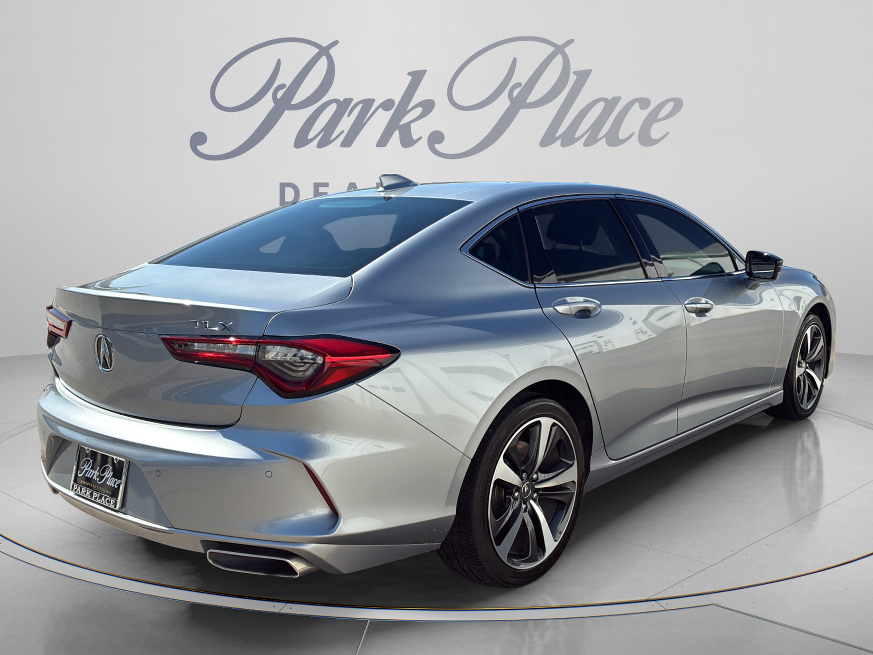 Used 2024 Acura TLX w/ Technology Package FWD image 6