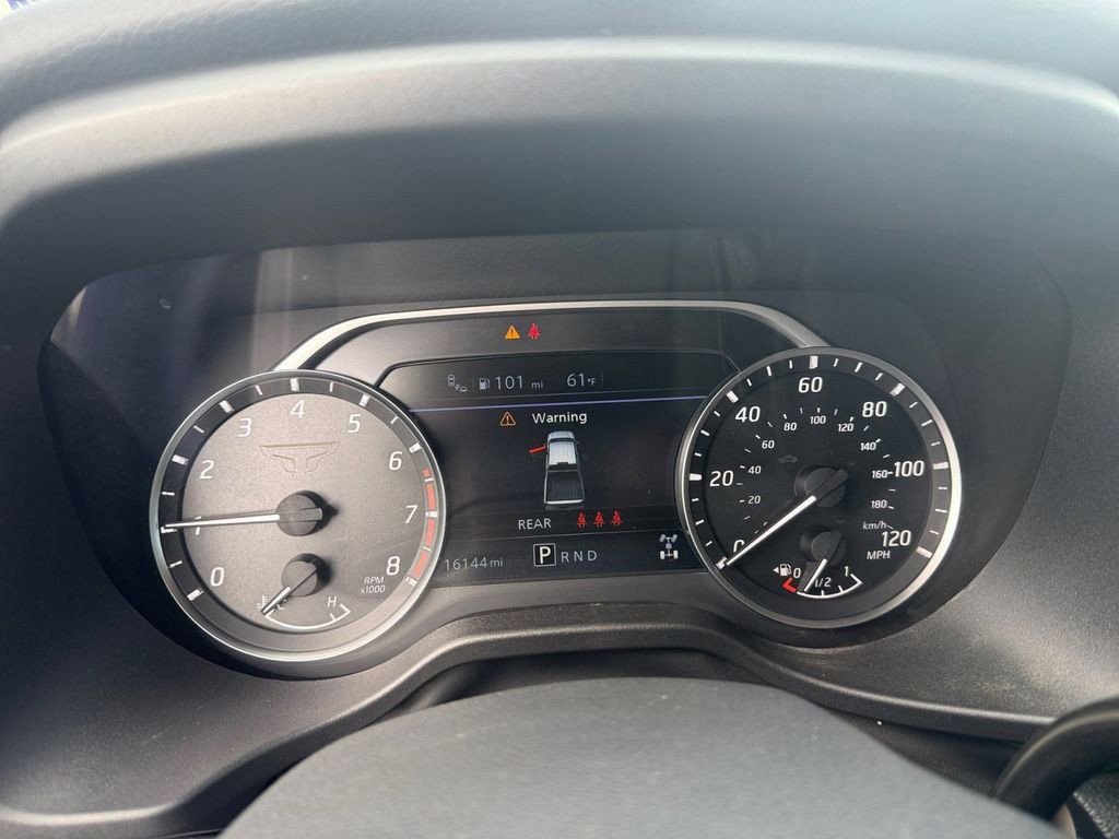 Used 2024 Nissan Titan SV w/ Accessory Utility Package image 20